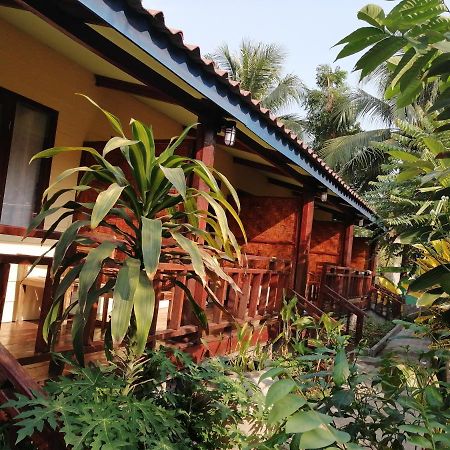 Thakho Sayyaphone Guesthouse מראה חיצוני תמונה